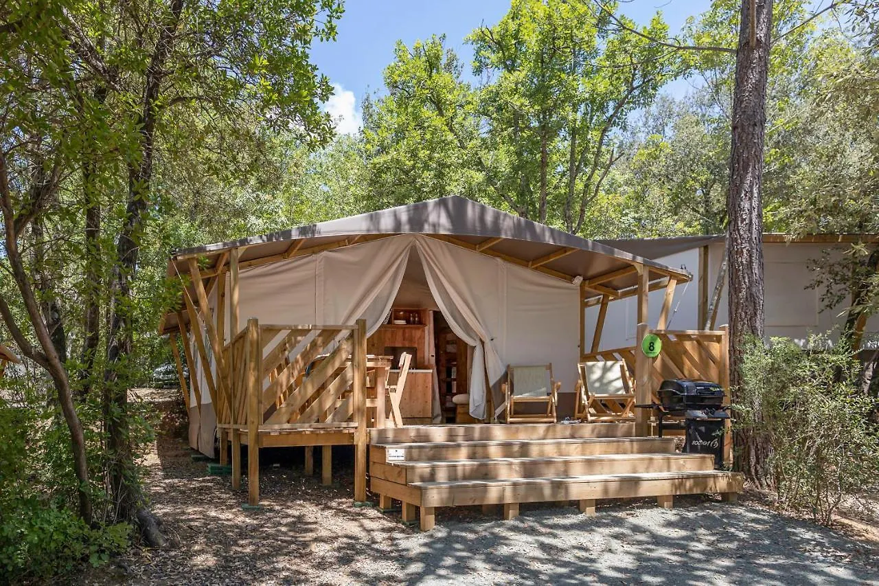 Hu Montescudaio Village Holiday park